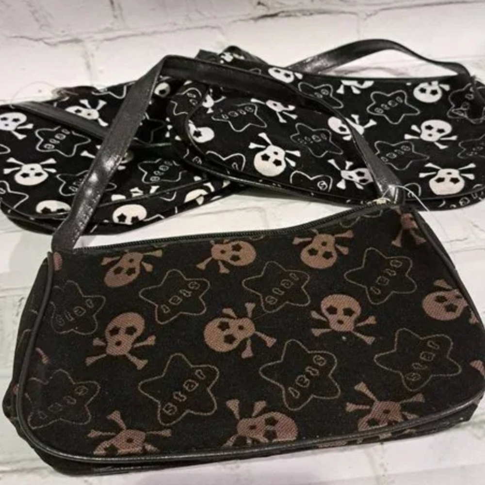 Mini Skull Purse (Choose 1) - Picture 1 of 8